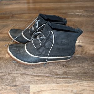 Sorel Out and About Booties